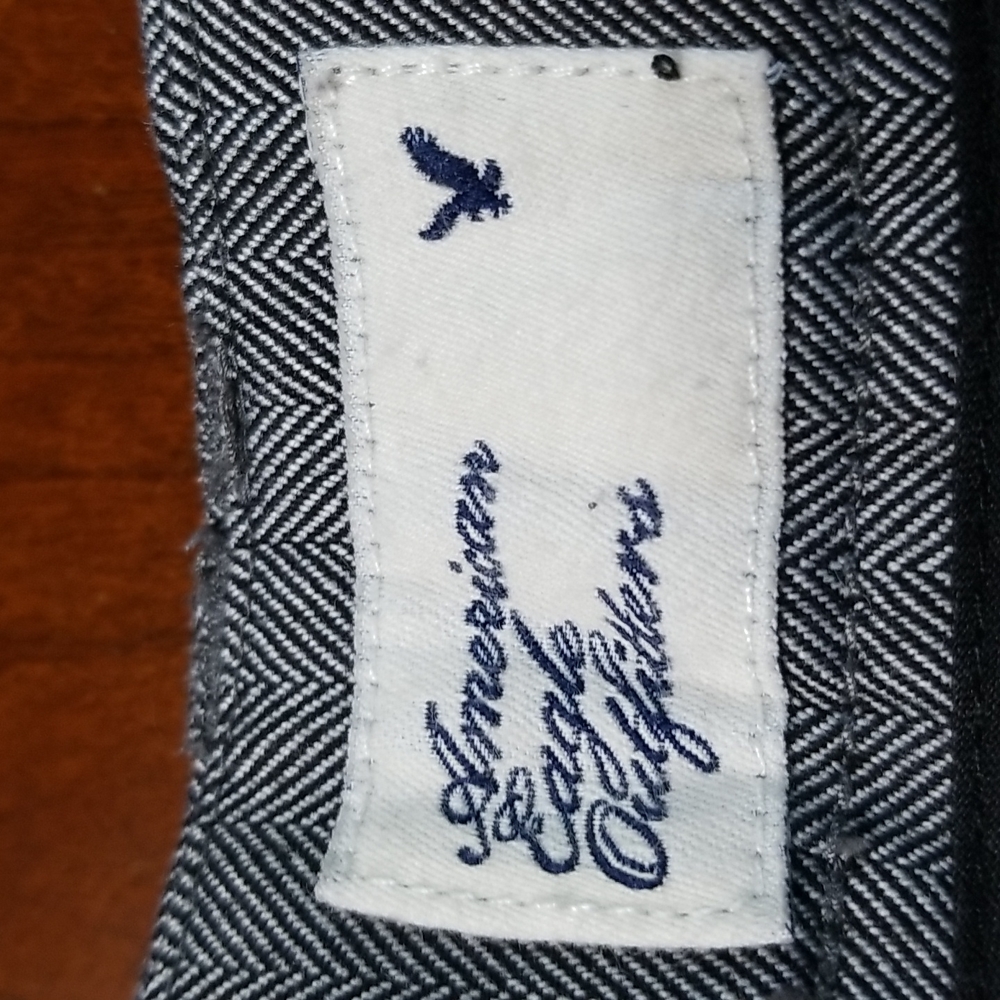 AEO cuffed shorts